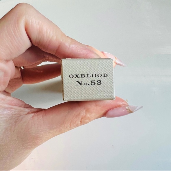 Burberry Liquid Lip Velvet Lipstick Oxblood No.53 - NIB - Picture 4 of 7